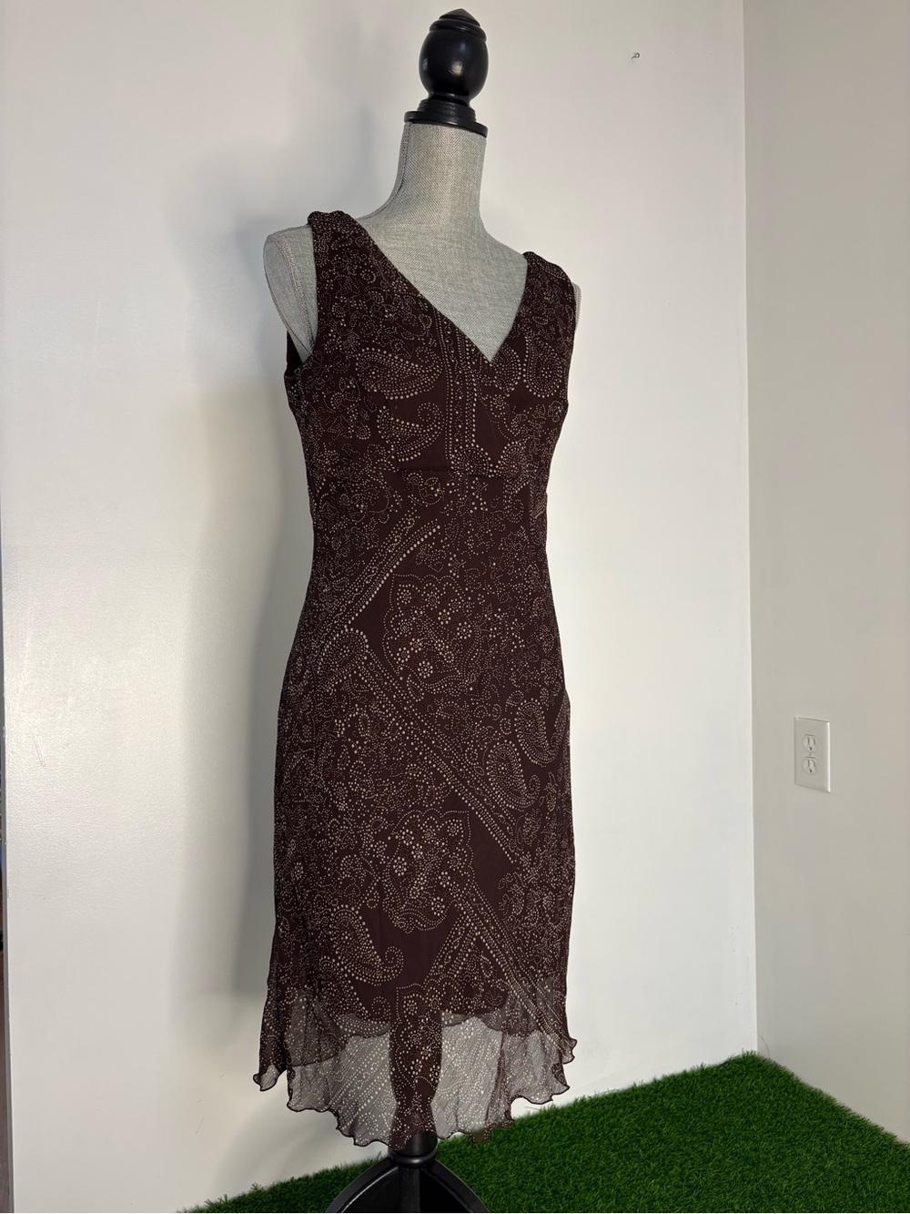 V-Neck Brown Paisley Midi Dress